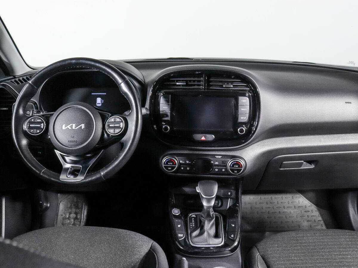 Kia Soul с пробегом — 2023 год. Фото: #11