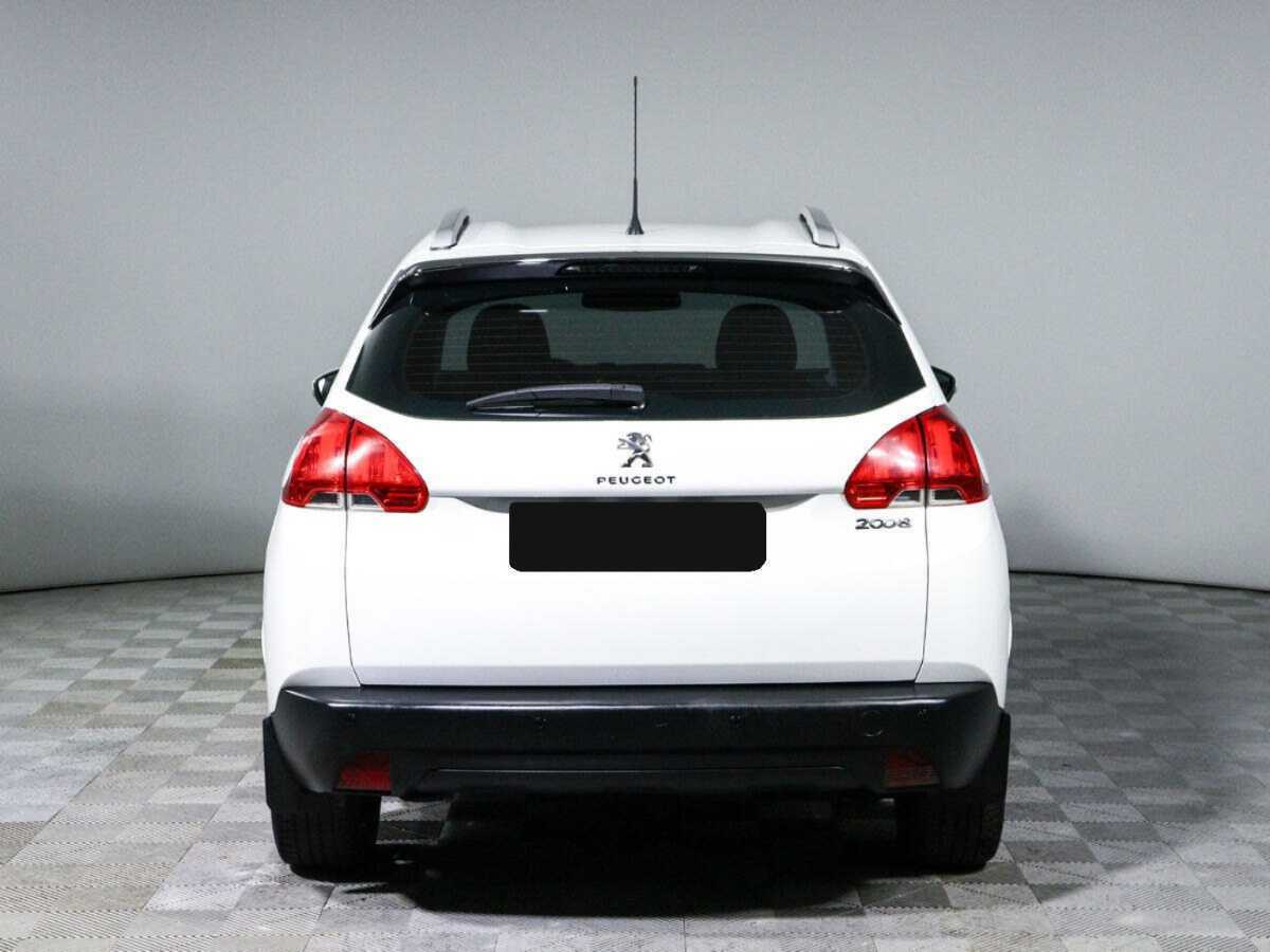 Peugeot 2008 с пробегом — 2014 год. Фото: #4