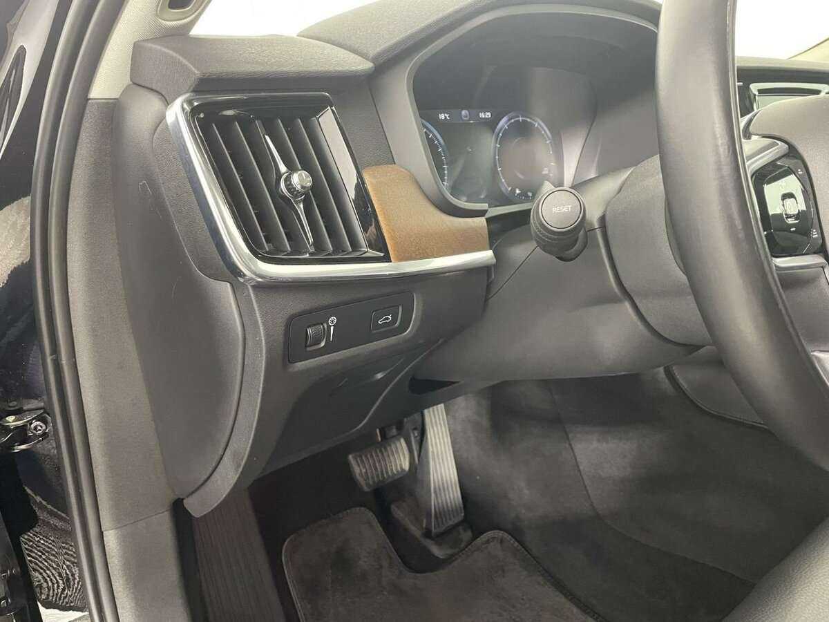 Volvo S90 с пробегом — 2017 год. Фото: #8