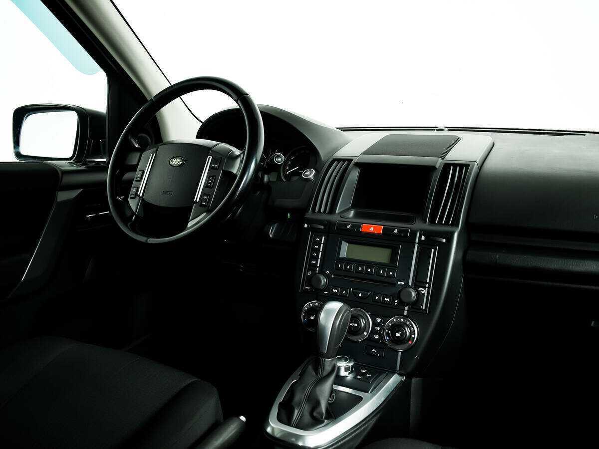 Land Rover Freelander с пробегом — 2010 год. Фото: #8