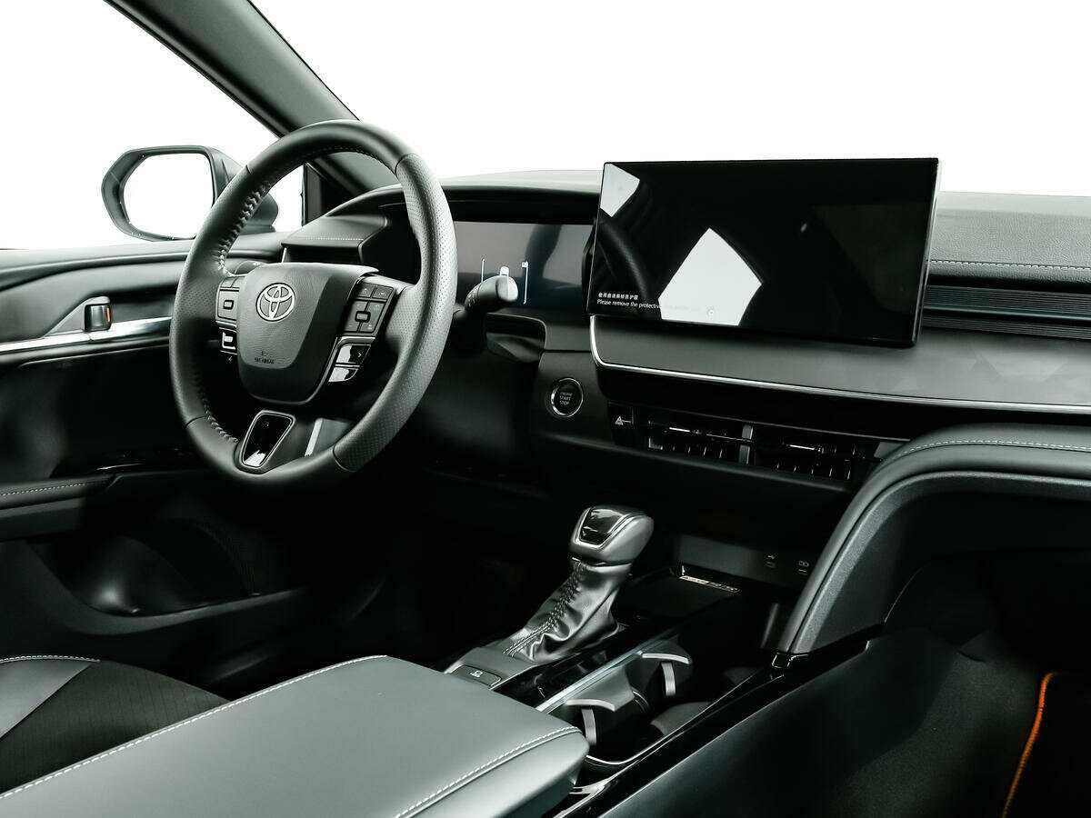 Toyota Camry с пробегом — 2024 год. Фото: #8