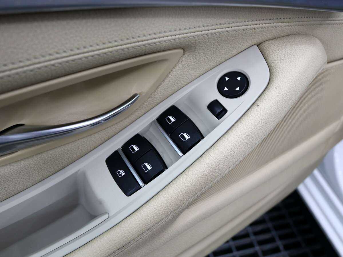 BMW 5 серии с пробегом — 2012 год. Фото: #8
