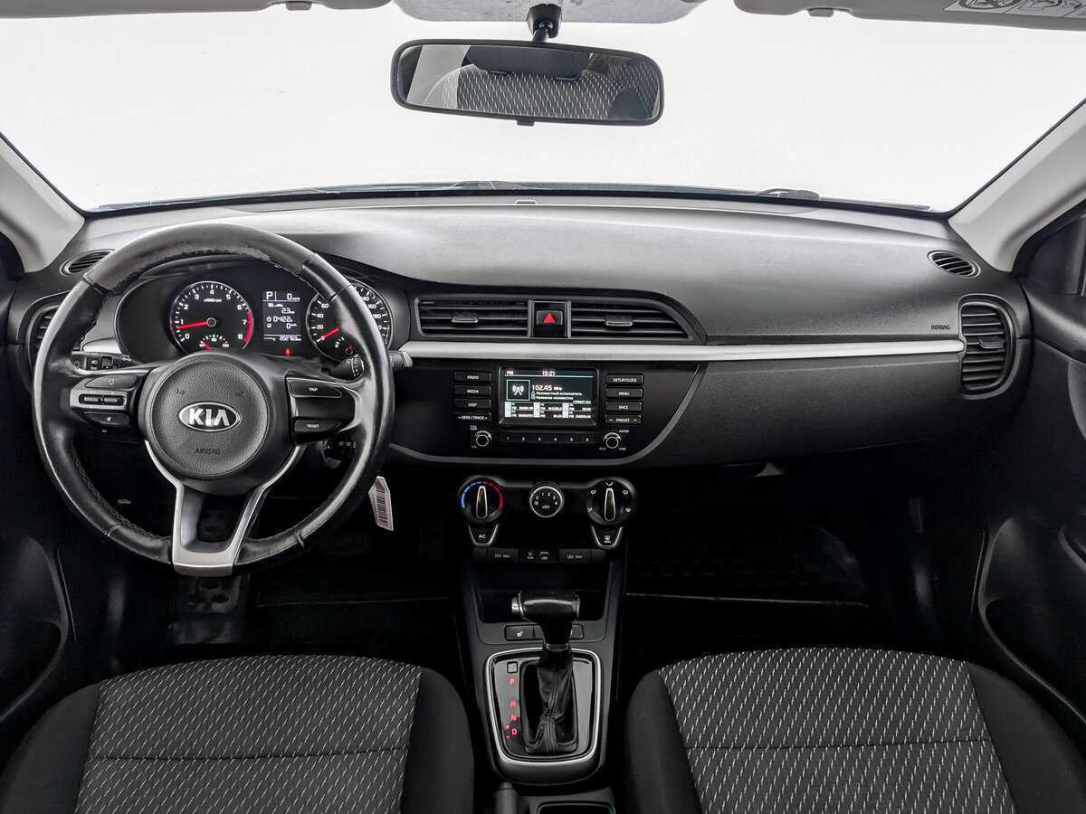 Kia Rio с пробегом — 2020 год. Фото: #13