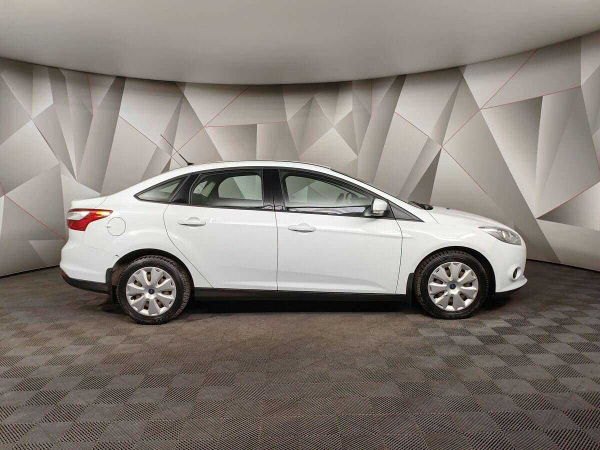 Ford Focus с пробегом — 2014 год. Фото: #5