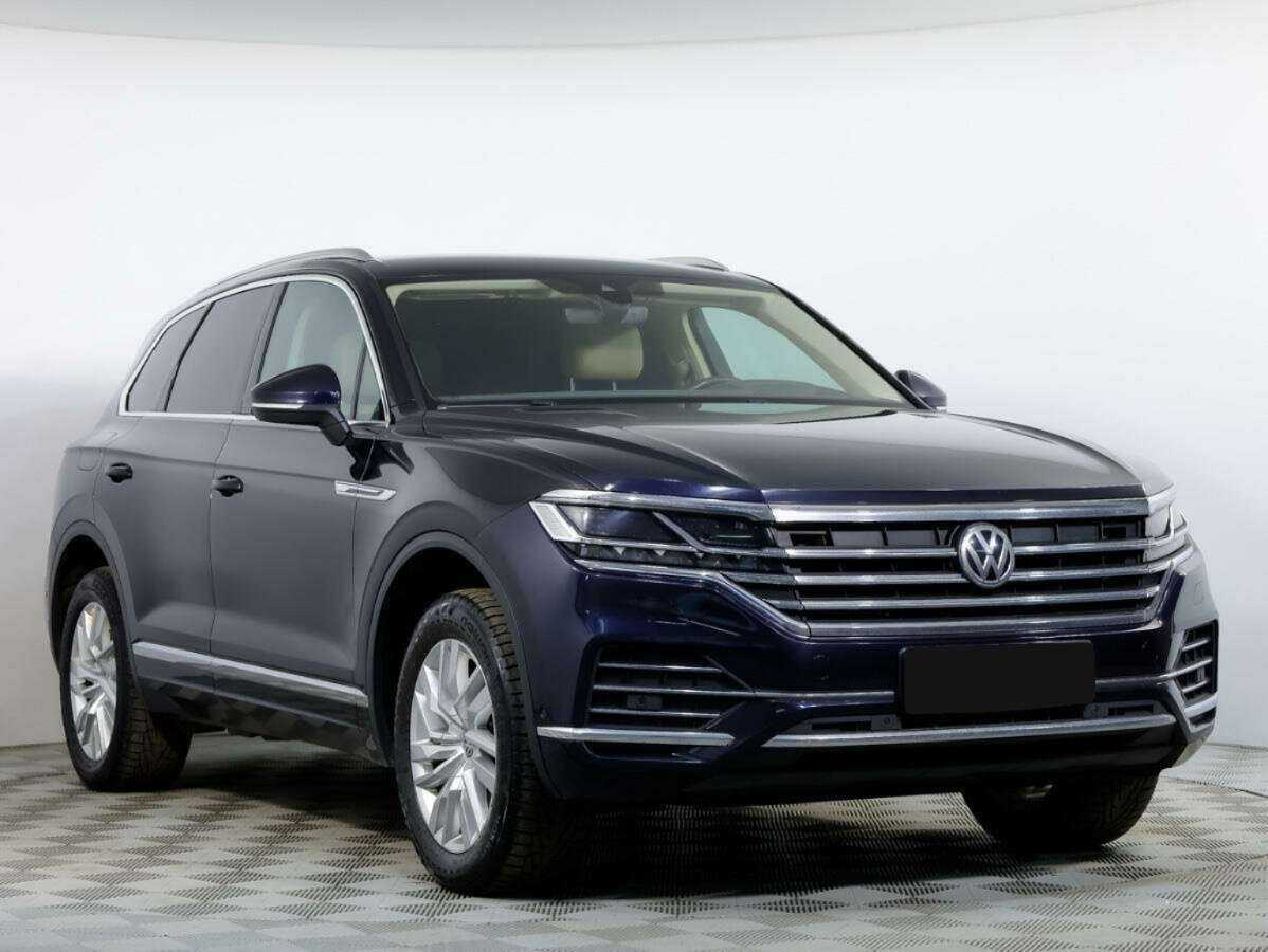 Volkswagen Touareg с пробегом — 2020 год. Фото: #2