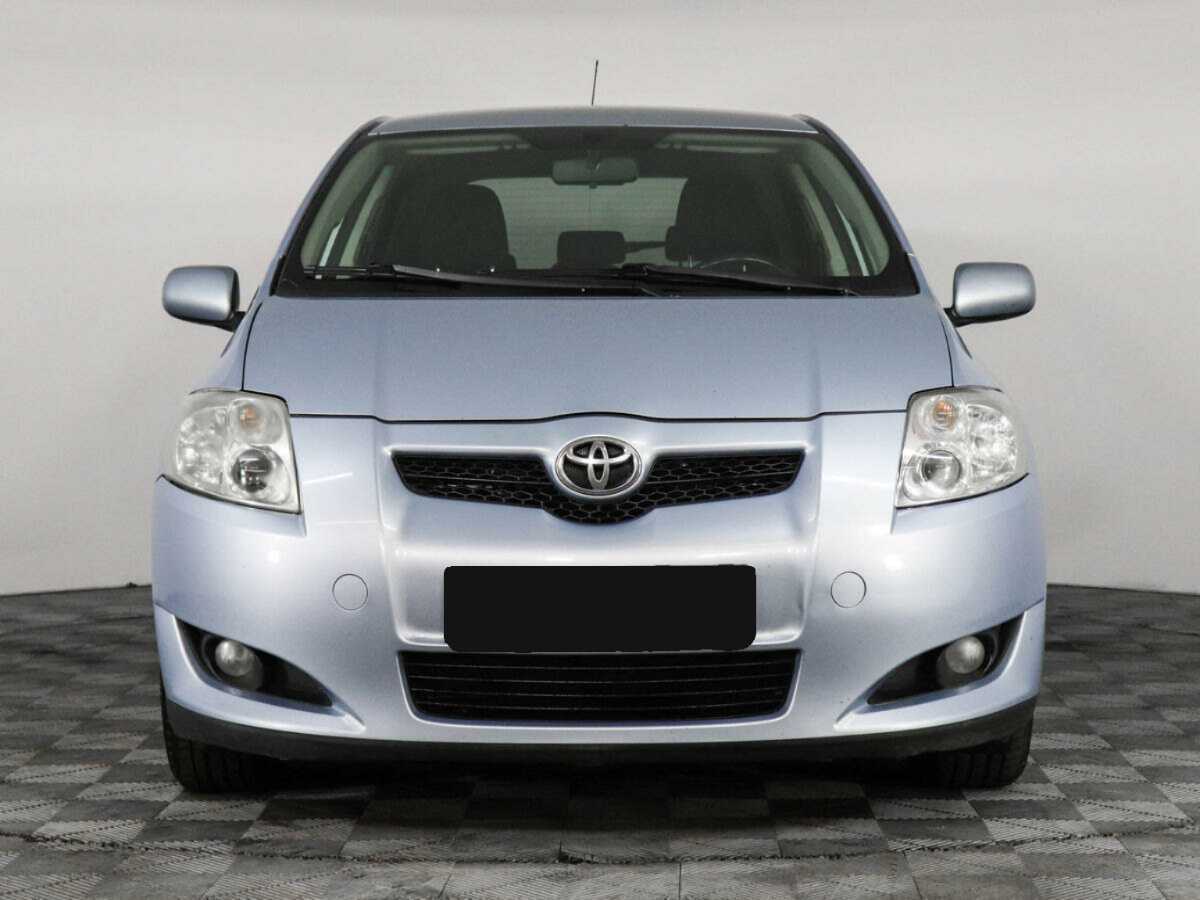 Toyota Auris с пробегом — 2007 год. Фото: #1