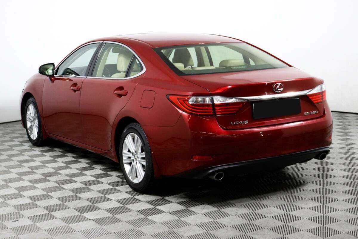 Lexus ES с пробегом — 2013 год. Фото: #6