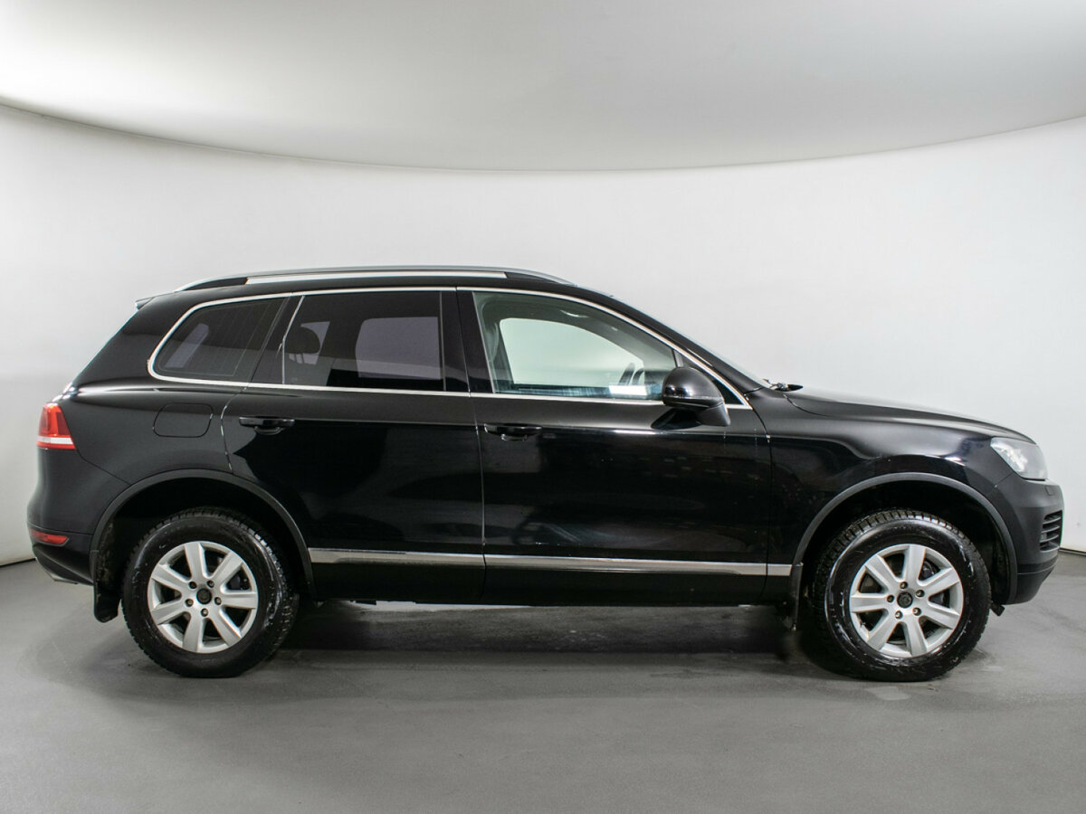 Volkswagen Touareg с пробегом — 2011 год. Фото: #3