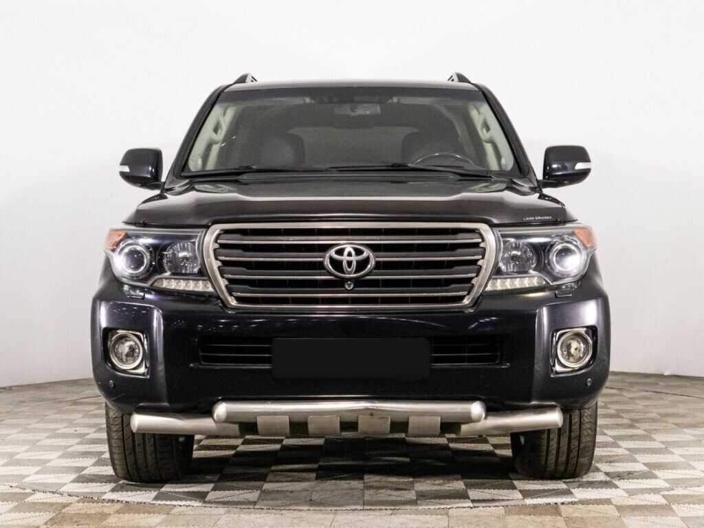 Toyota Land Cruiser с пробегом — 2014 год. Фото: #1