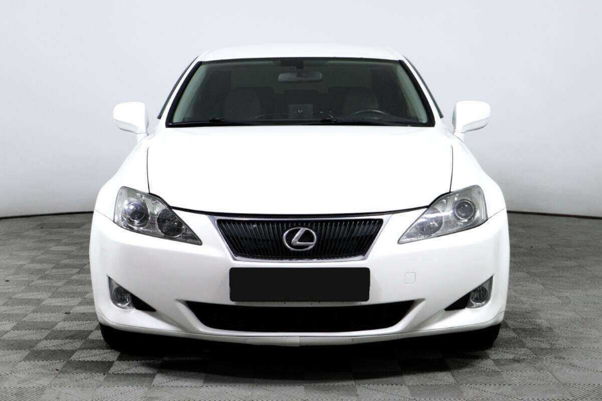 Lexus IS с пробегом — 2006 год. Фото: #1