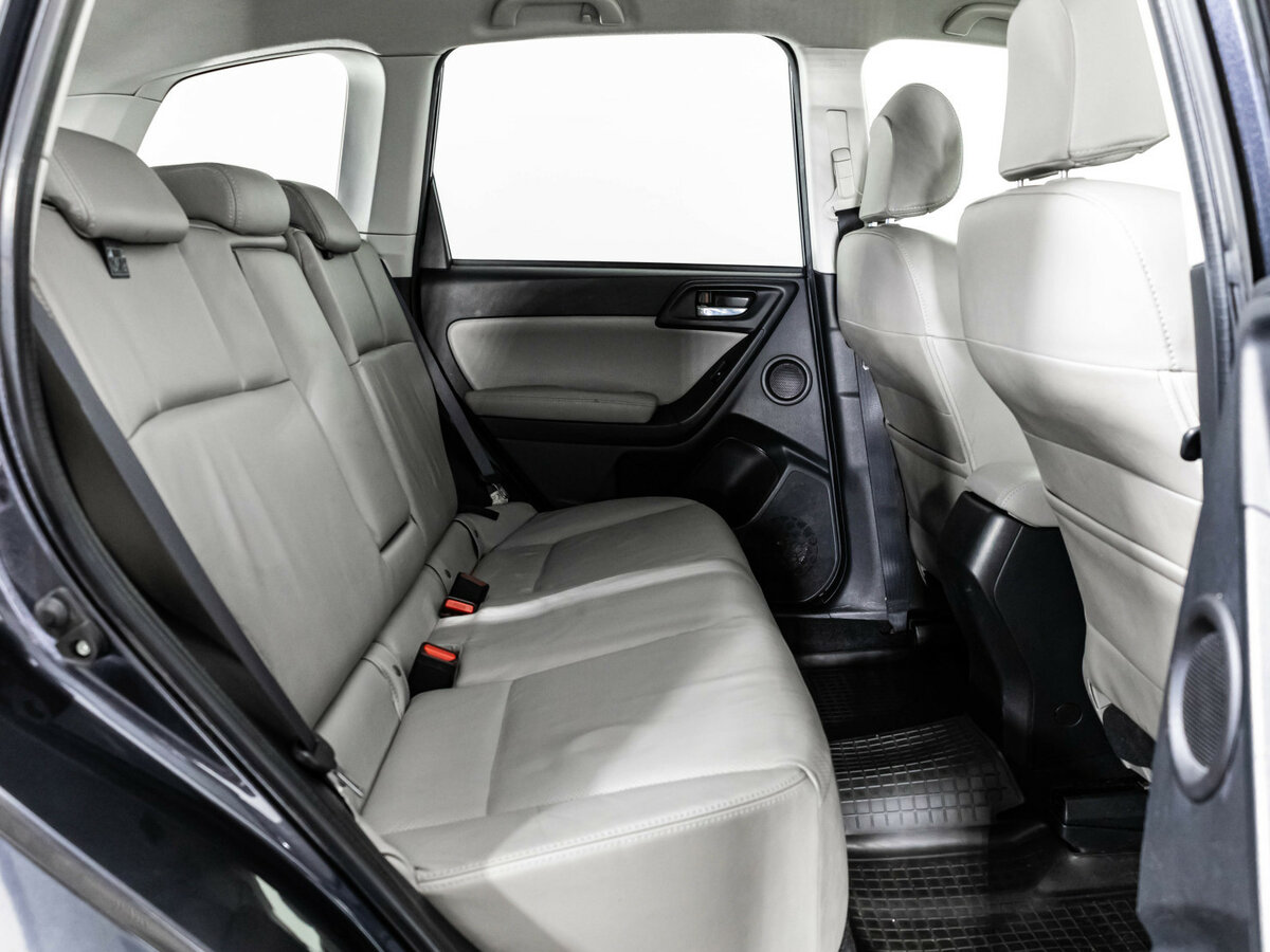 Subaru Forester с пробегом — 2013 год. Фото: #14
