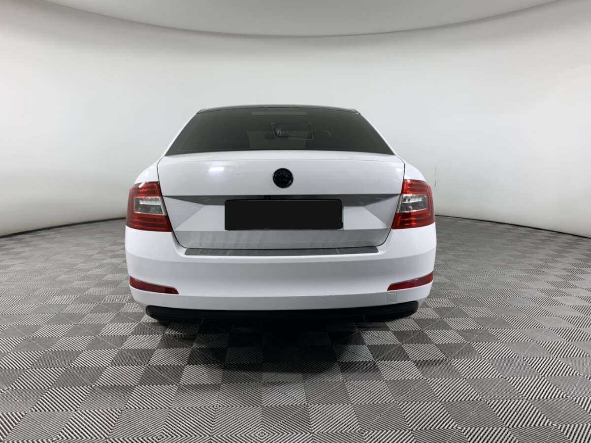 Skoda Octavia с пробегом — 2014 год. Фото: #5