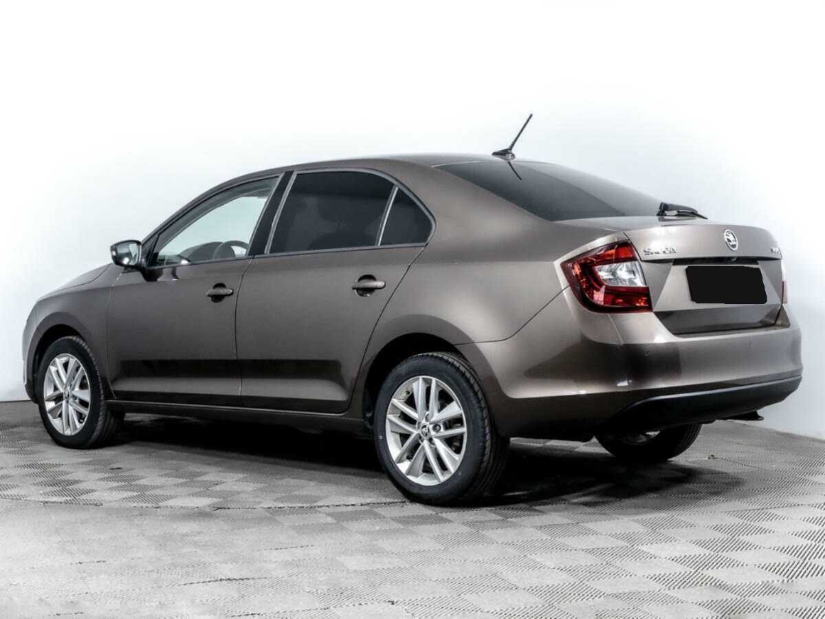 Skoda Rapid с пробегом — 2019 год. Фото: #5