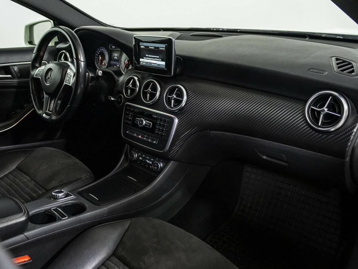 Mercedes-Benz A-Класс с пробегом — 2014 год. Фото: #7