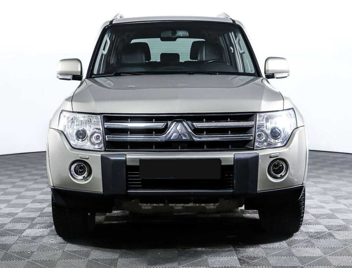 Mitsubishi Pajero с пробегом — 2008 год. Фото: #1
