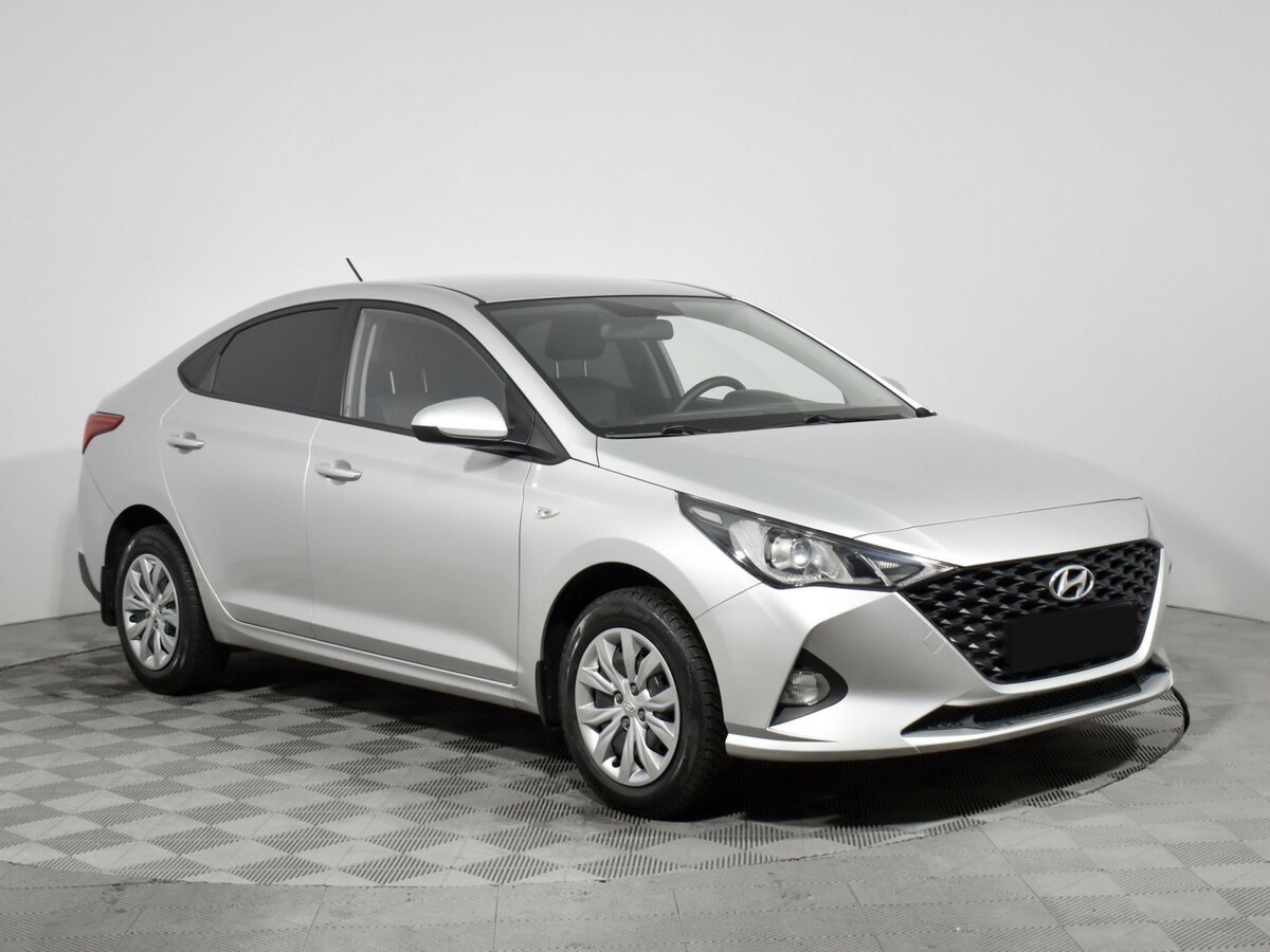 Hyundai Solaris с пробегом — 2020 год. Фото: #2