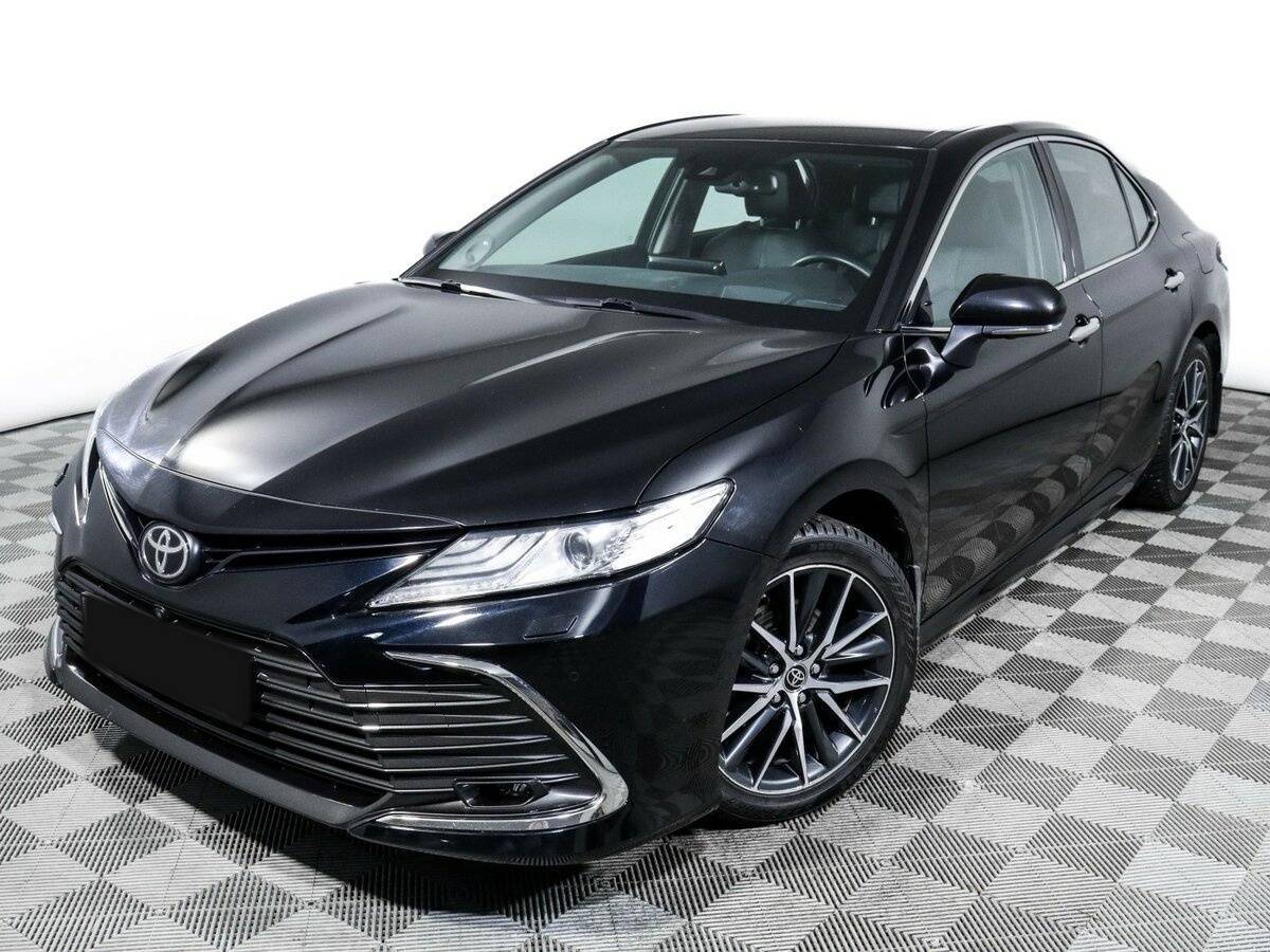 Toyota Camry с пробегом — 2021 год. Фото: #13