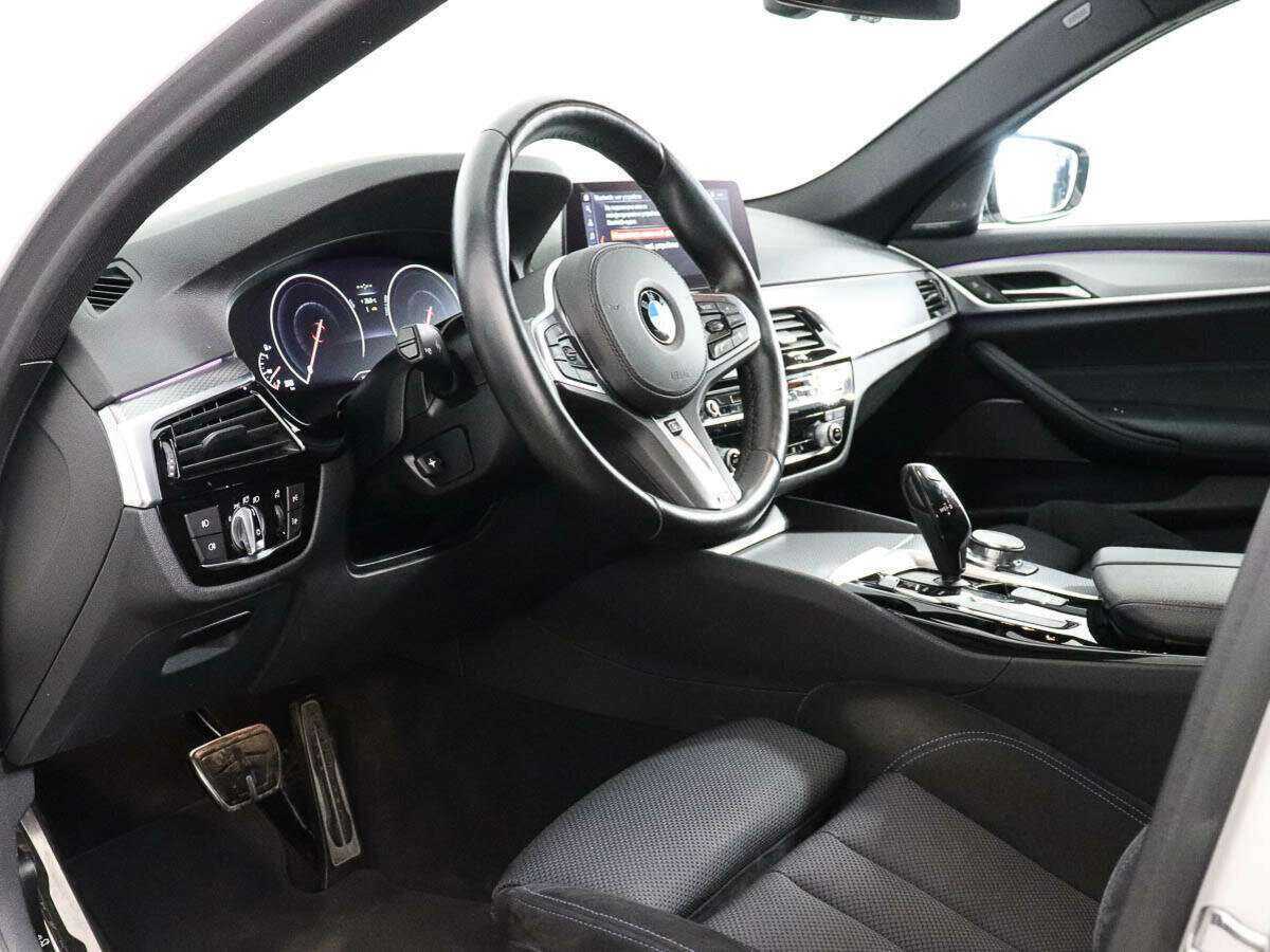 BMW 5 серии с пробегом — 2019 год. Фото: #7