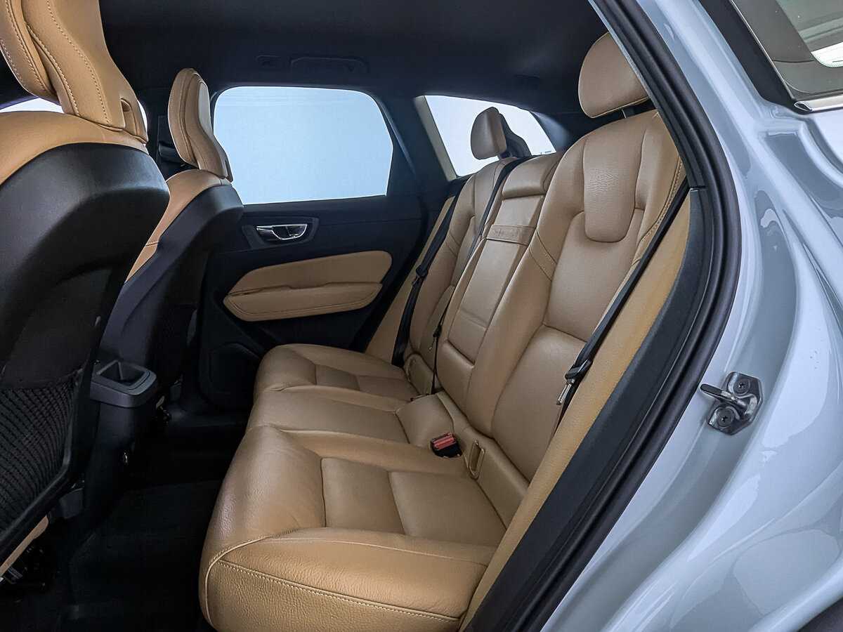 Volvo XC60 с пробегом — 2019 год. Фото: #17