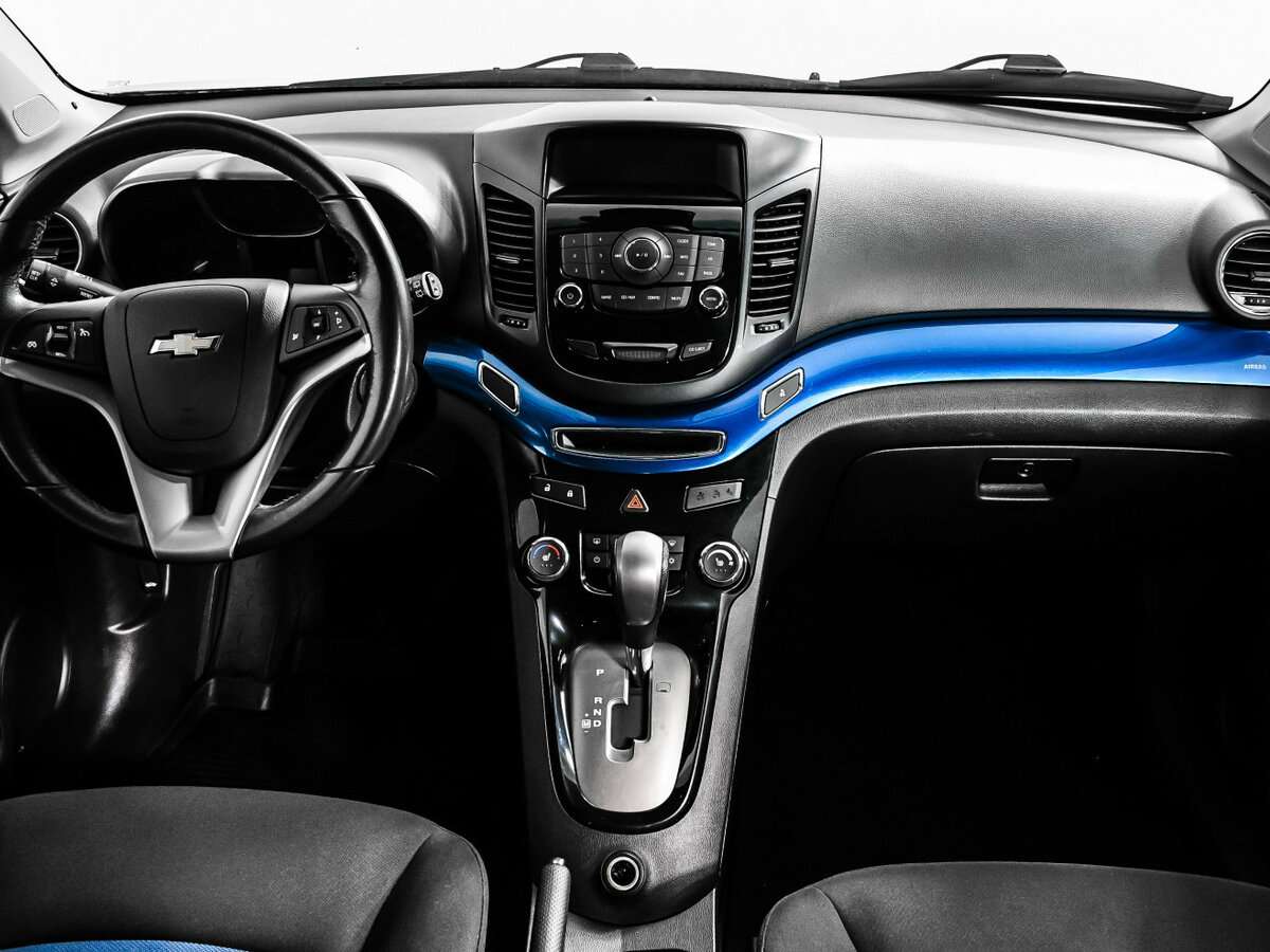 Chevrolet Orlando с пробегом — 2012 год. Фото: #10