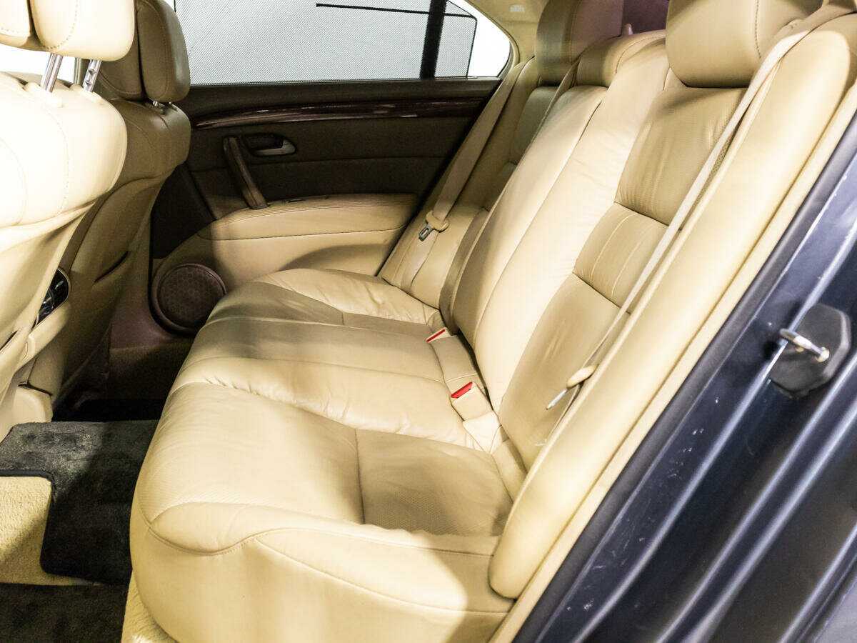 Honda Legend с пробегом — 2006 год. Фото: #9