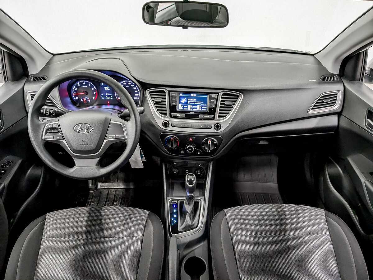 Hyundai Solaris с пробегом — 2021 год. Фото: #13