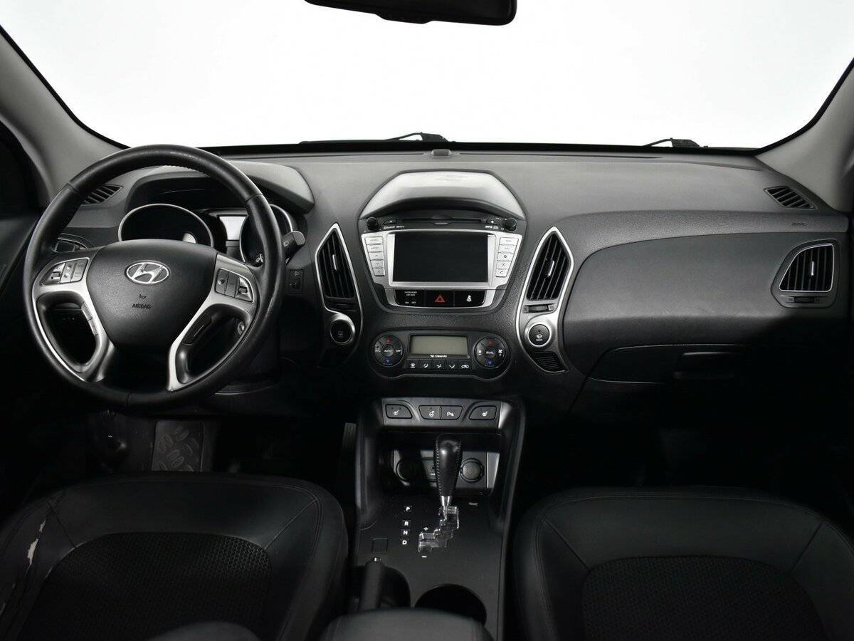 Hyundai ix35 с пробегом — 2012 год. Фото: #10
