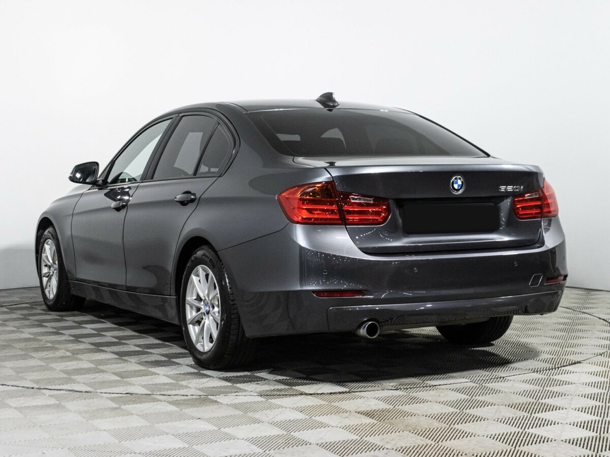 BMW 3 серии с пробегом — 2014 год. Фото: #6