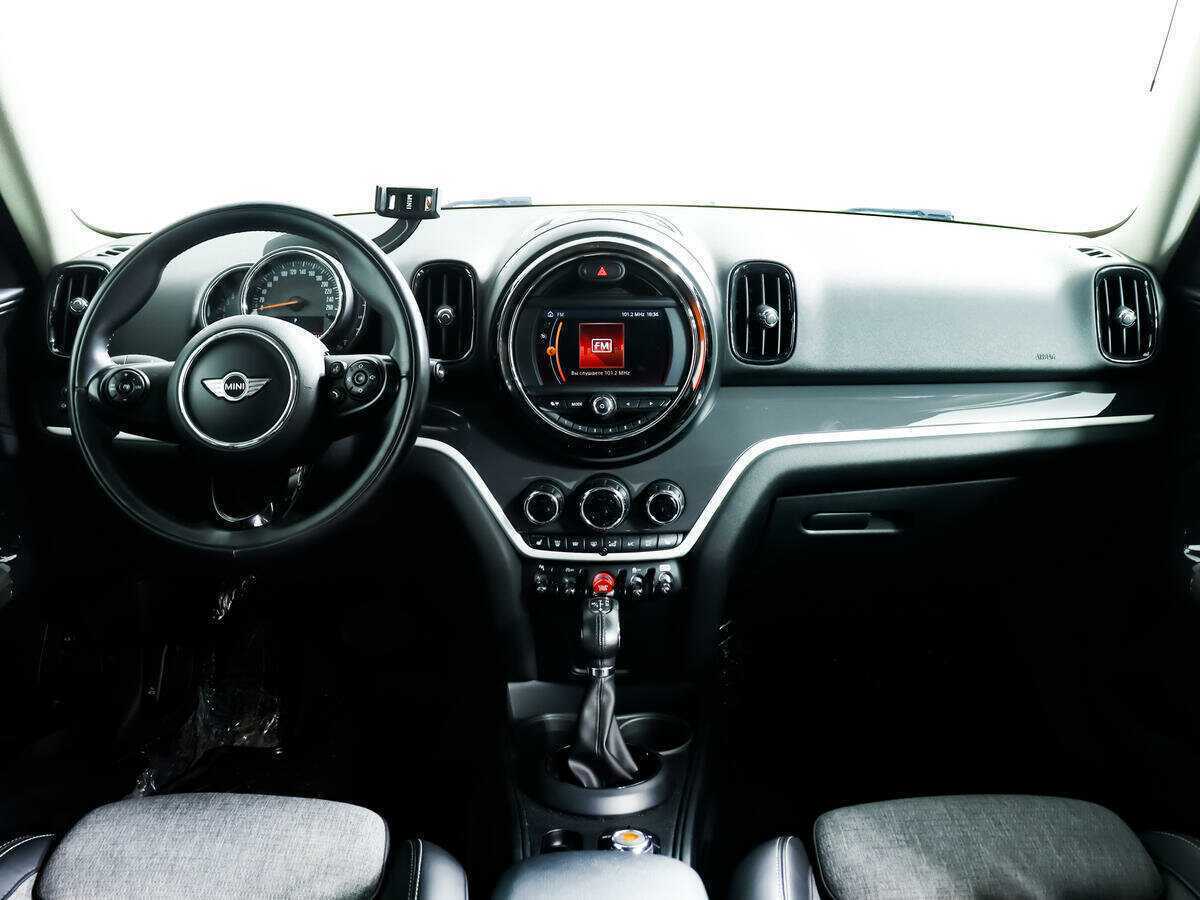 Mini Countryman с пробегом — 2017 год. Фото: #10
