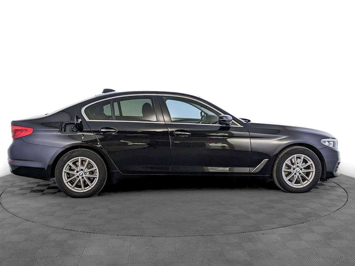 BMW 5 серии с пробегом — 2018 год. Фото: #3