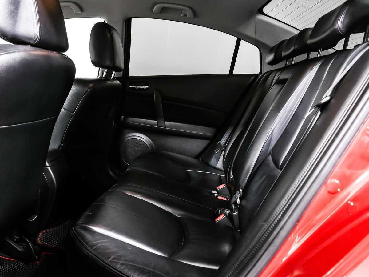 Mazda 6 с пробегом — 2010 год. Фото: #12