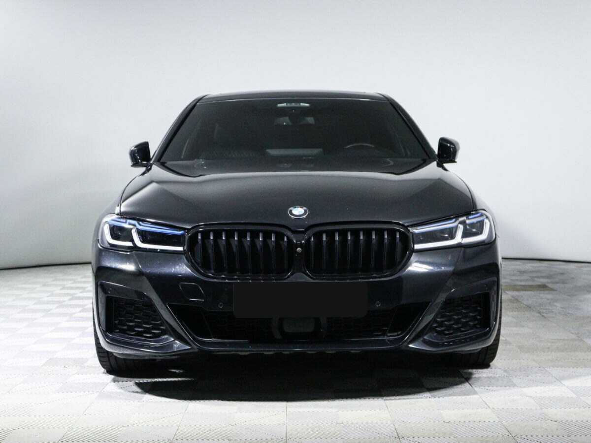 BMW 5 серии с пробегом — 2021 год. Фото: #1