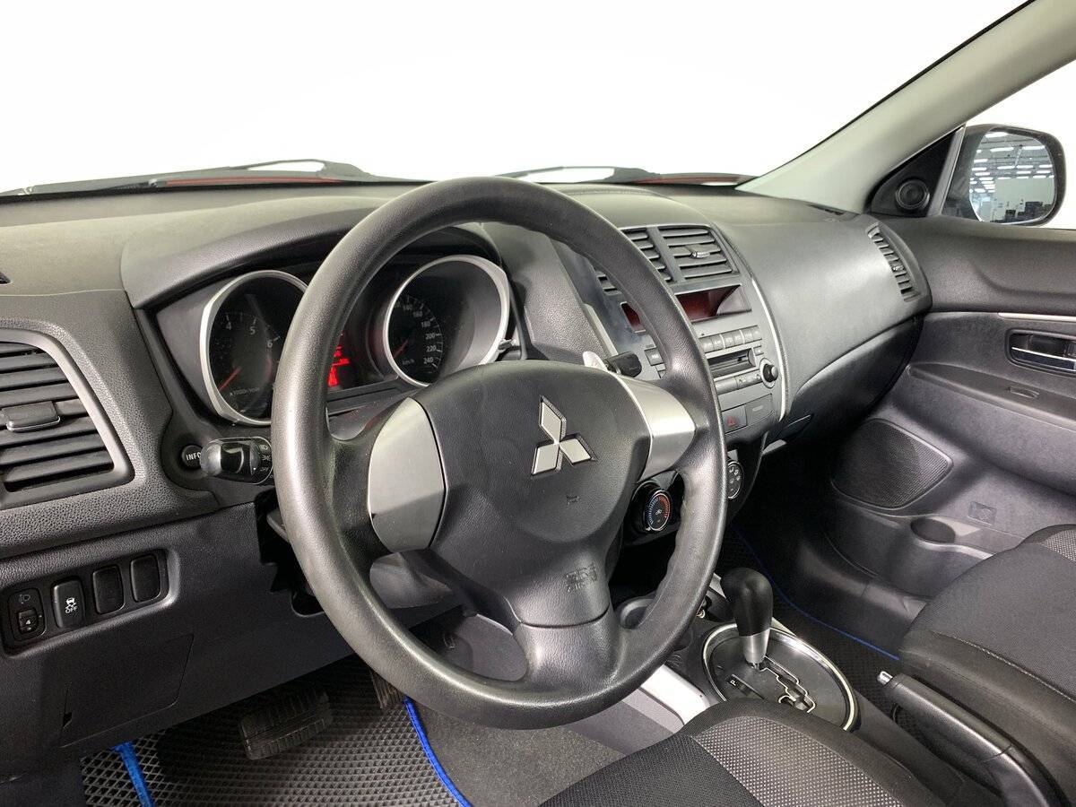 Mitsubishi ASX с пробегом — 2011 год. Фото: #10