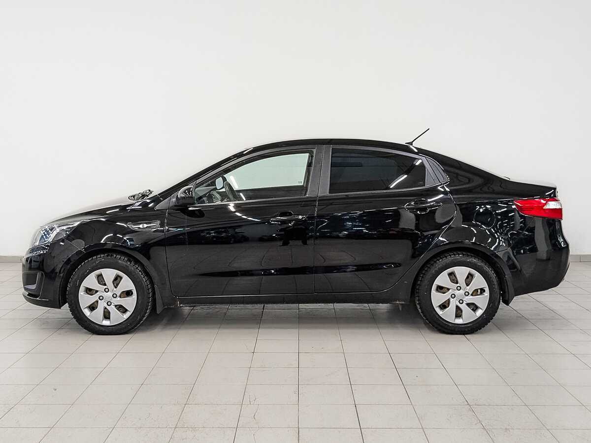 Kia Rio с пробегом — 2012 год. Фото: #7