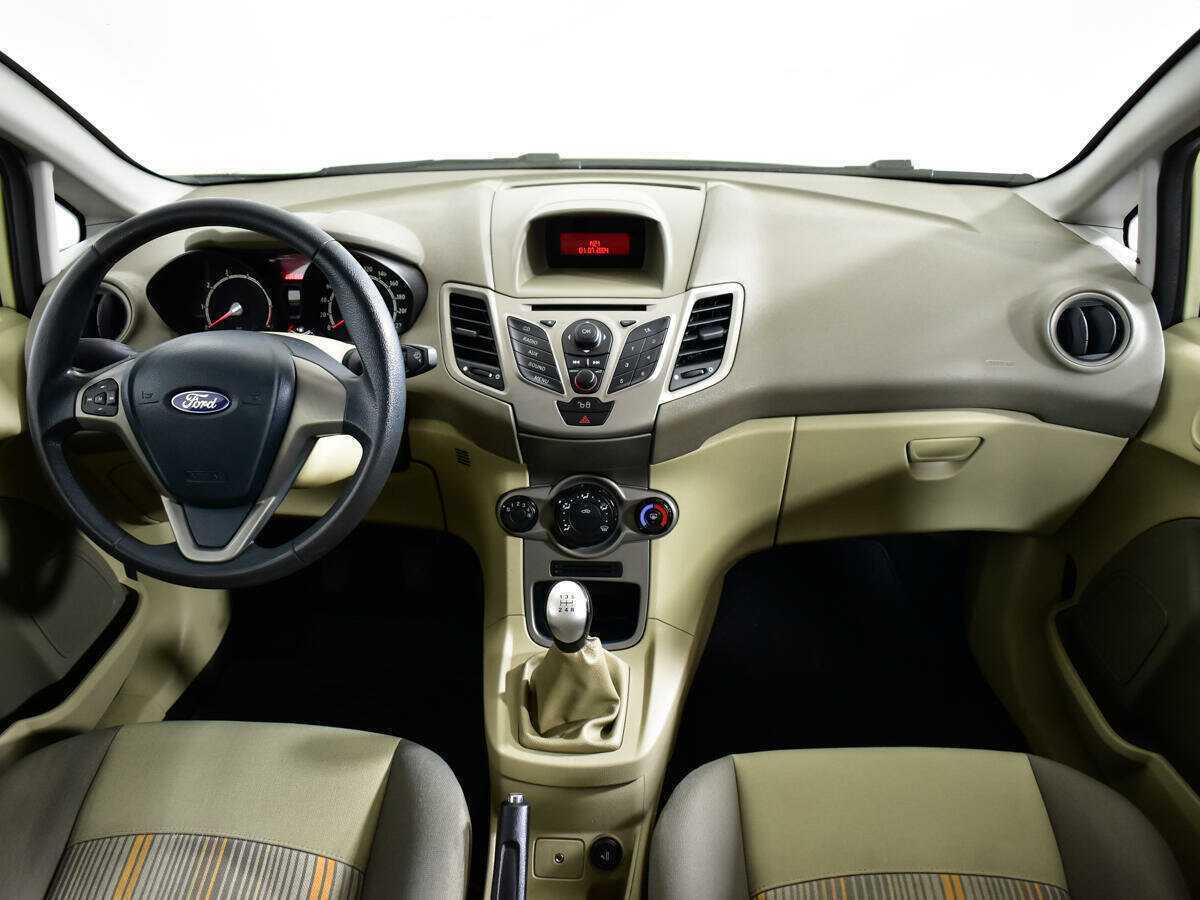Ford Fiesta с пробегом — 2008 год. Фото: #11