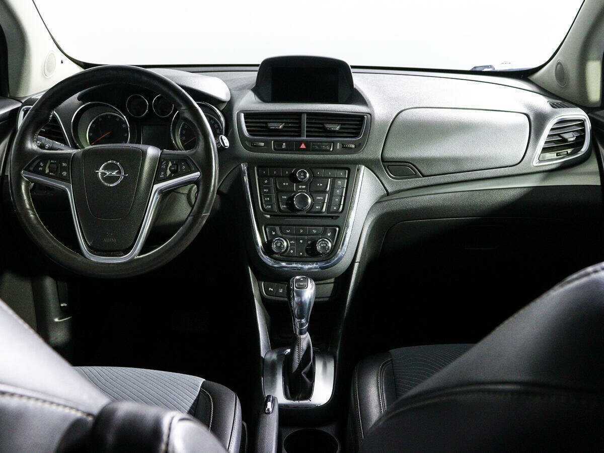Opel Mokka с пробегом — 2014 год. Фото: #11