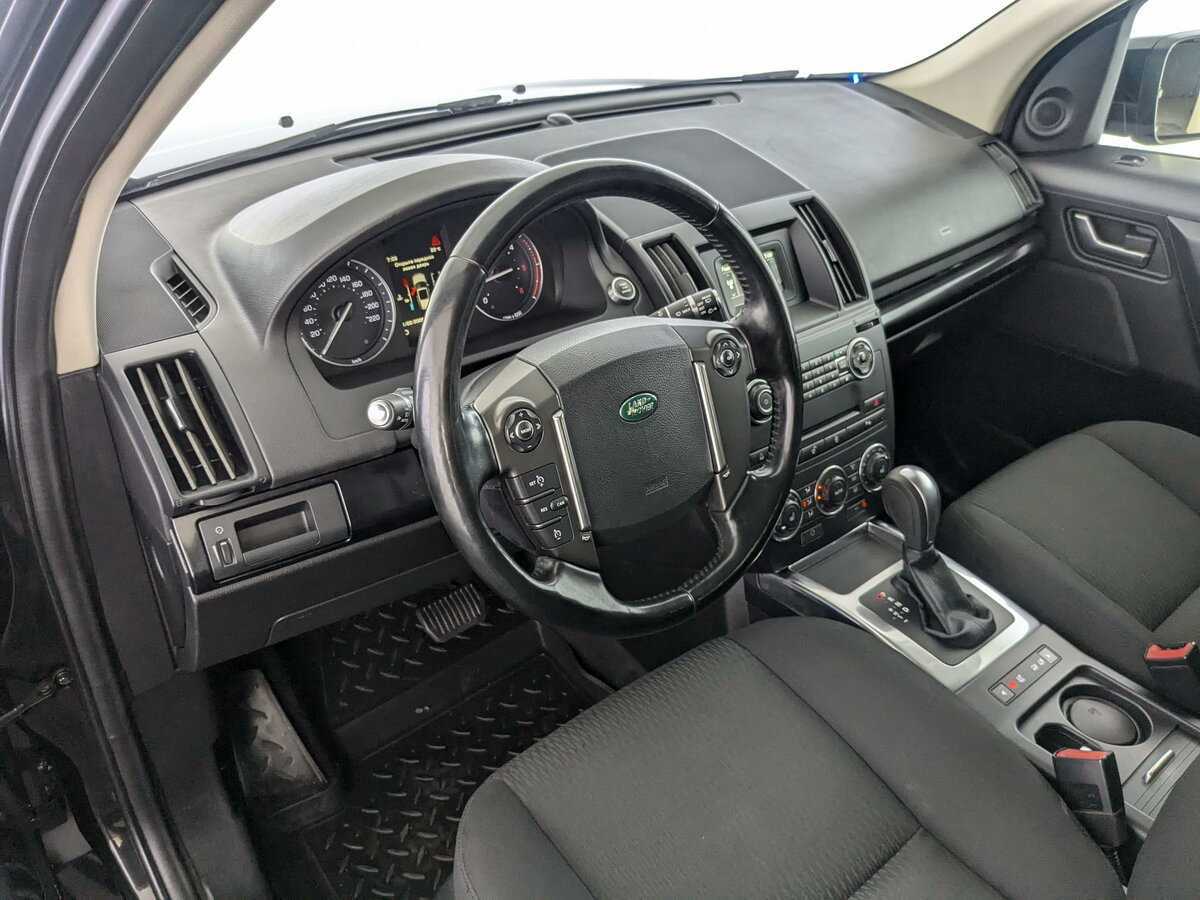 Land Rover Freelander с пробегом — 2013 год. Фото: #10