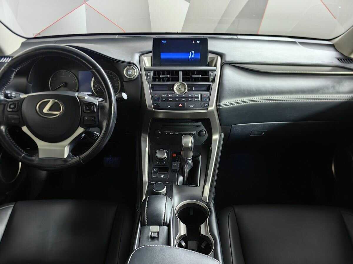 Lexus NX с пробегом — 2016 год. Фото: #10