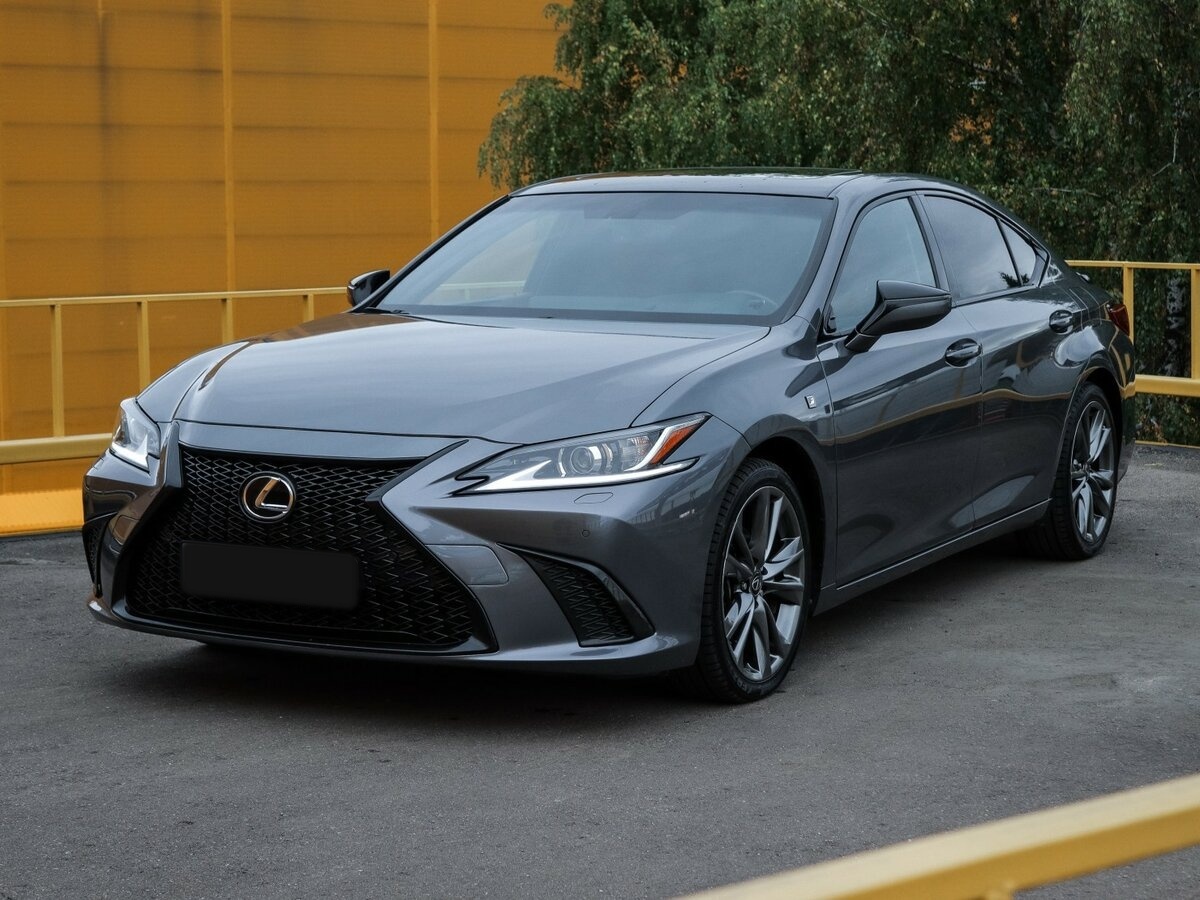 Lexus ES с пробегом — 2020 год. Фото: #0