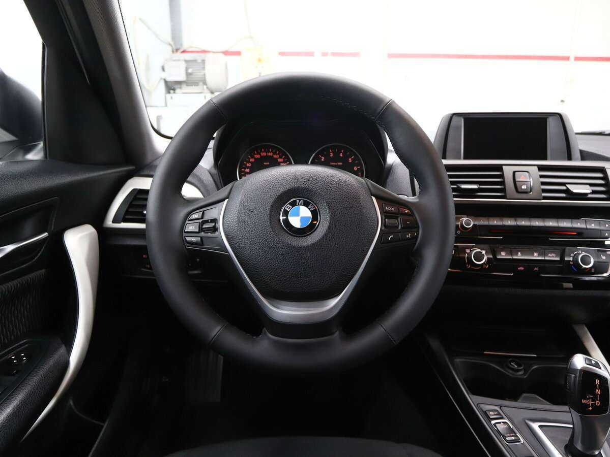 BMW 1 серии с пробегом — 2016 год. Фото: #18