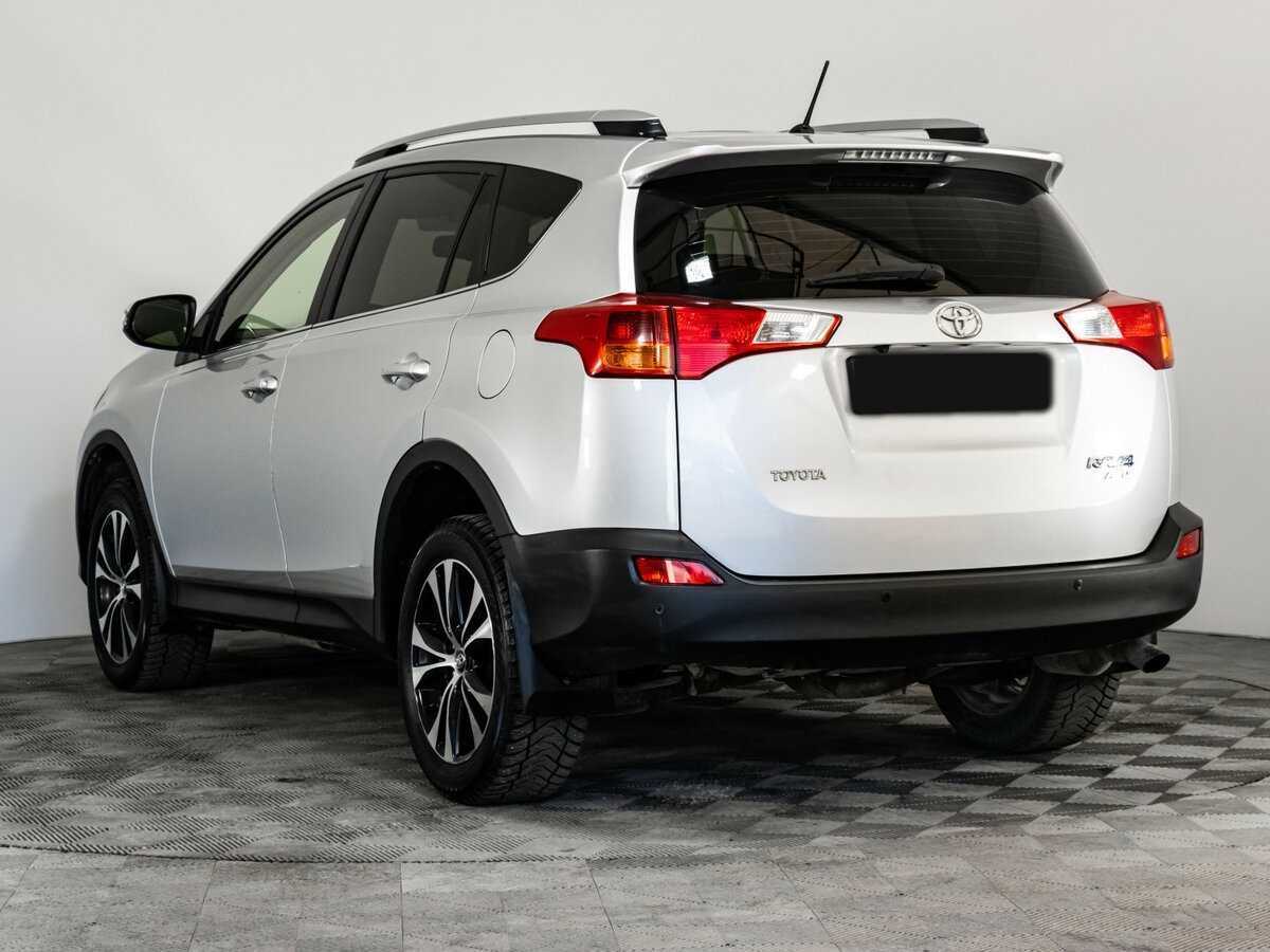 Toyota RAV4 с пробегом — 2014 год. Фото: #5