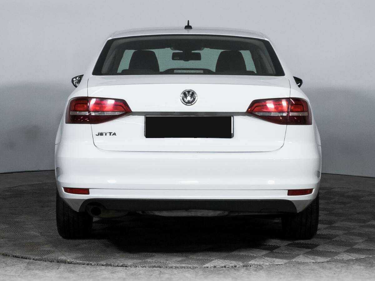 Volkswagen Jetta с пробегом — 2016 год. Фото: #5
