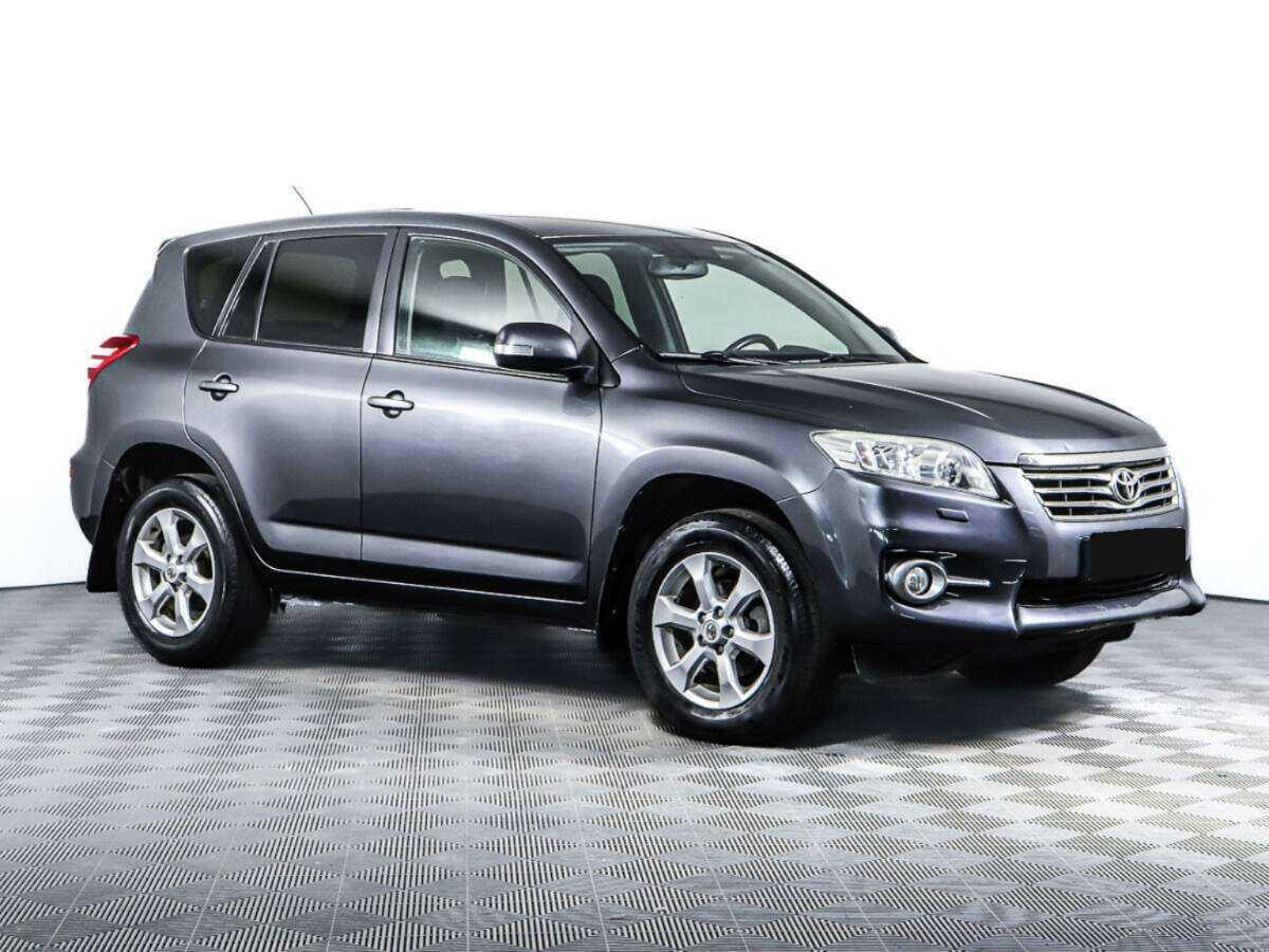 Toyota RAV4 с пробегом — 2011 год. Фото: #2