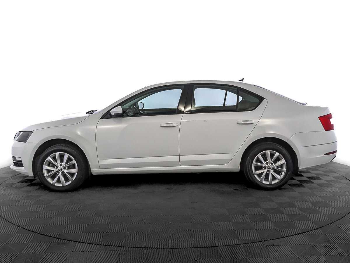 Skoda Octavia с пробегом — 2017 год. Фото: #7