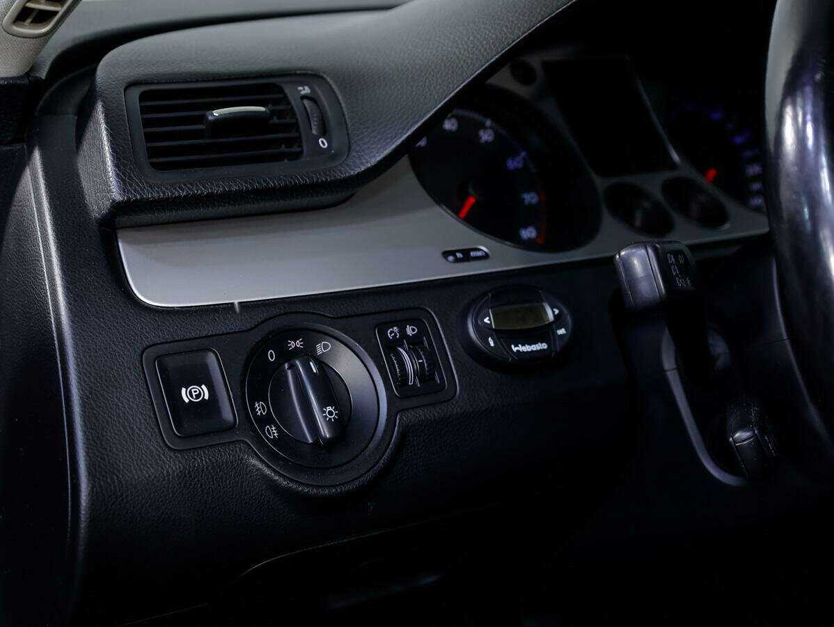 Volkswagen Passat с пробегом — 2007 год. Фото: #15