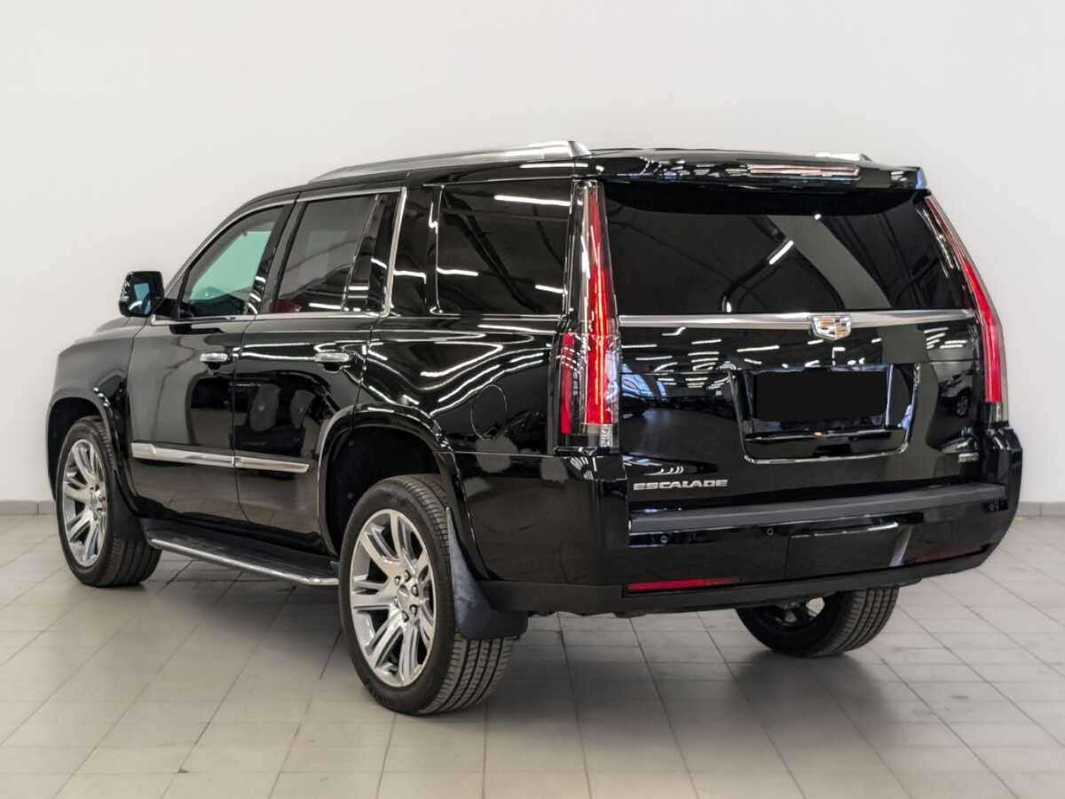 Cadillac Escalade с пробегом — 2016 год. Фото: #6