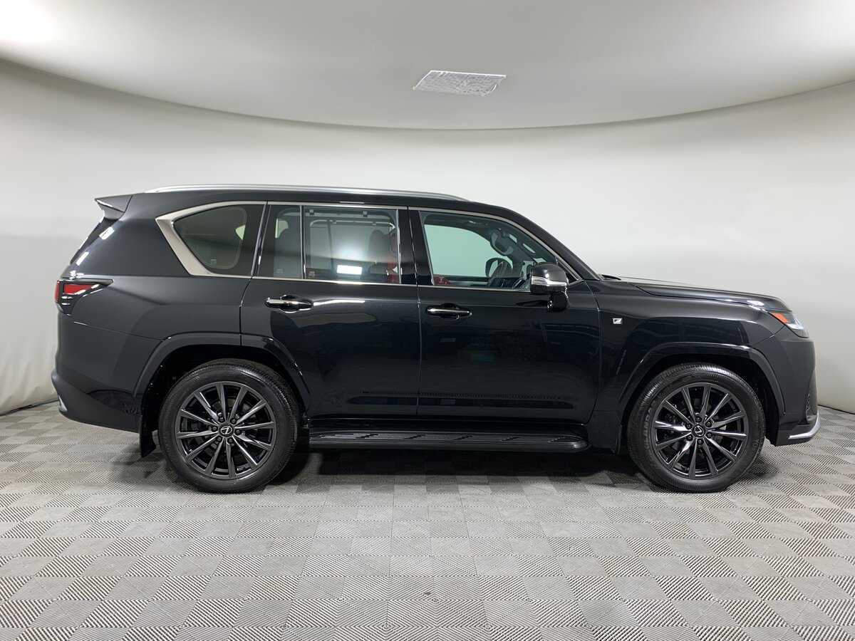 Lexus LX с пробегом — 2024 год. Фото: #3