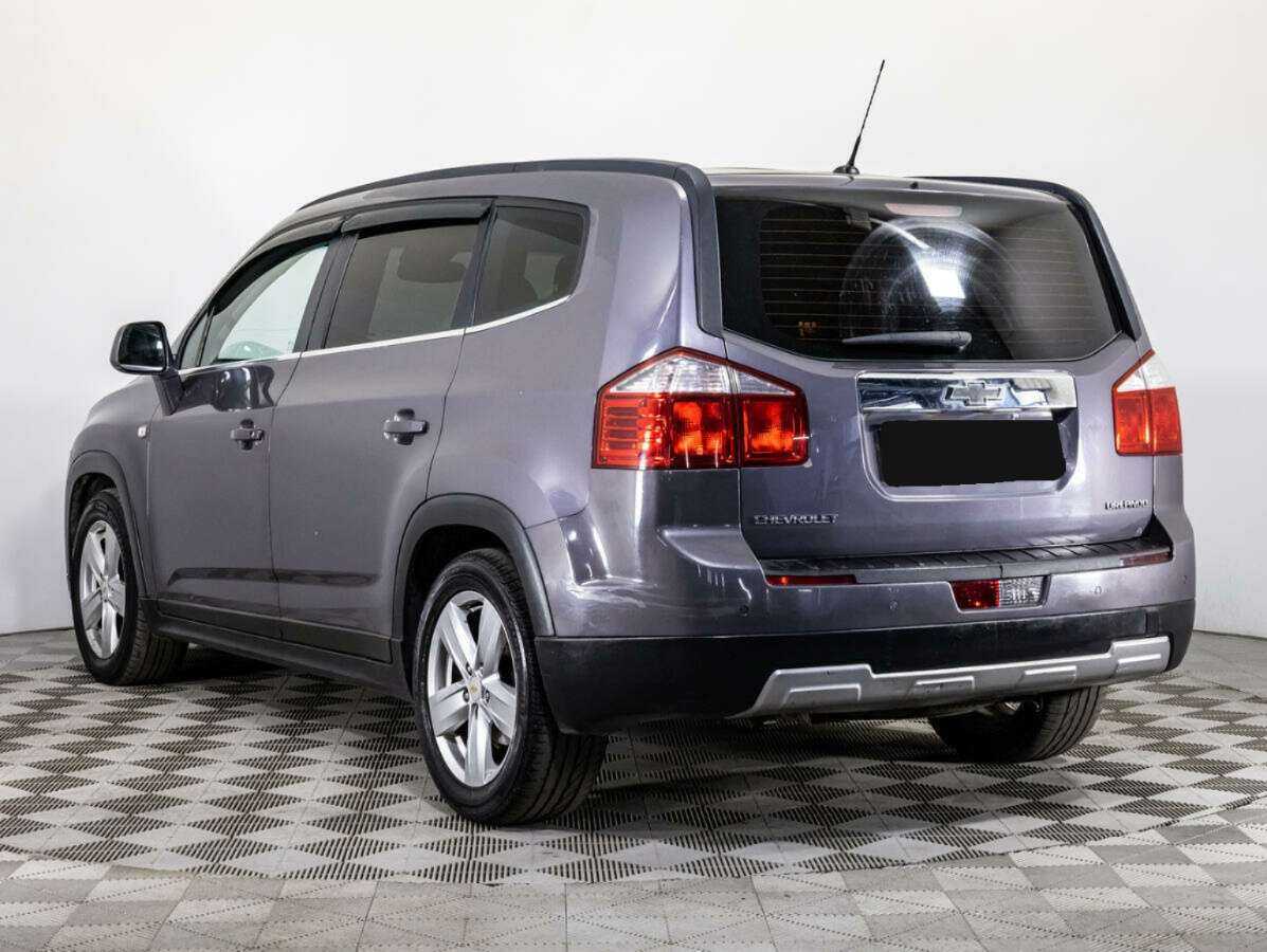 Chevrolet Orlando с пробегом — 2012 год. Фото: #5