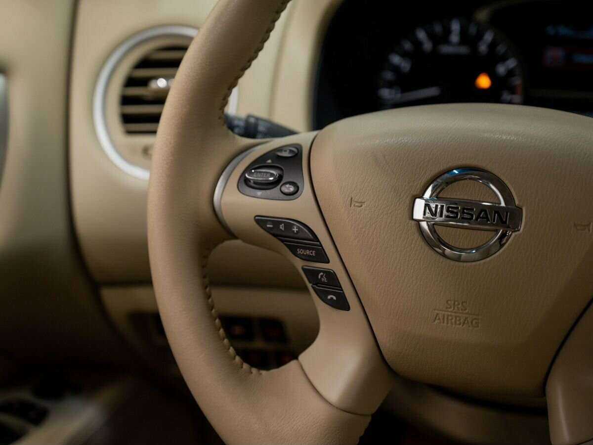 Nissan Pathfinder с пробегом — 2014 год. Фото: #12