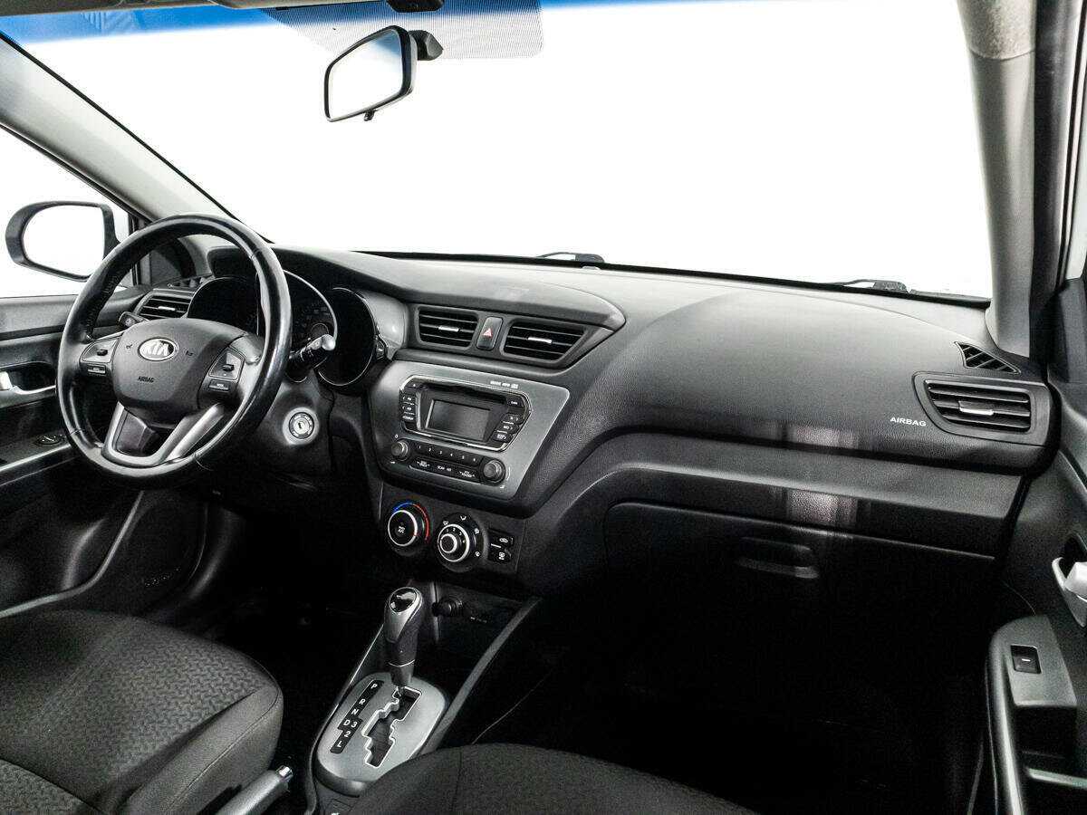 Kia Rio с пробегом — 2014 год. Фото: #8